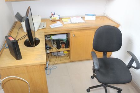 Casa à venda com 394m², 3 quartos e 6 vagasEscritório