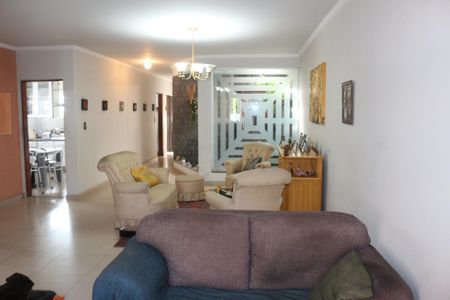 Casa à venda com 394m², 3 quartos e 6 vagasSala