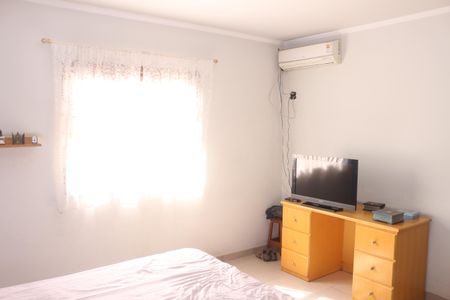 Casa à venda com 394m², 3 quartos e 6 vagasSuíte 