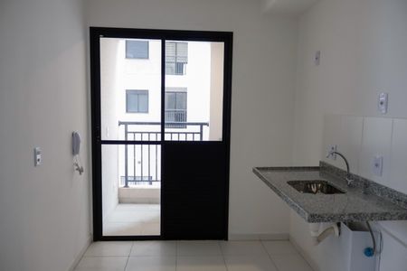 Apartamento para alugar com 38m², 2 quartos e 1 vaga Apartamento para alugar com 38m², 2 quartos e 1 vagaCozinha