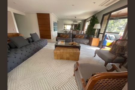 Apartamento à venda com 230m², 3 quartos e 4 vagas Apartamento à venda com 230m², 3 quartos e 4 vagasSala