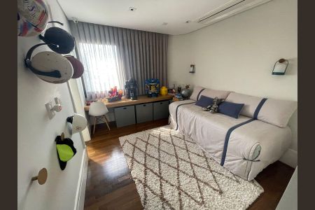 Apartamento à venda com 230m², 3 quartos e 4 vagas Apartamento à venda com 230m², 3 quartos e 4 vagasQuarto
