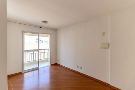 Apartamento à venda com 42m², 1 quarto e 1 vaga Apartamento à venda com 42m², 1 quarto e 1 vagaSala