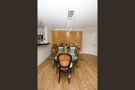 Apartamento à venda com 142m², 3 quartos e 2 vagasSala