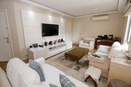 Apartamento à venda com 142m², 3 quartos e 2 vagasSala