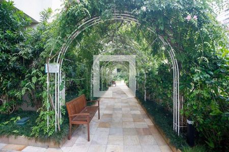 Apartamento à venda com 142m², 3 quartos e 2 vagas Apartamento à venda com 142m², 3 quartos e 2 vagasÁrea comum - Área Externa