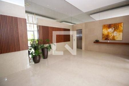 Apartamento à venda com 142m², 3 quartos e 2 vagas Apartamento à venda com 142m², 3 quartos e 2 vagasÁrea comum - Hall social