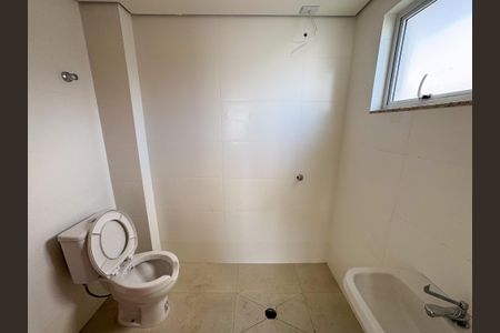 Apartamento à venda com 116m², 2 quartos e 2 vagasBanheiro da Suíte