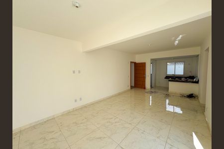 Apartamento à venda com 116m², 2 quartos e 2 vagasSala