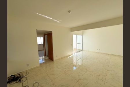 Apartamento à venda com 116m², 2 quartos e 2 vagasSala
