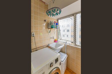 Apartamento à venda com 64m², 2 quartos e 1 vagaÁrea de Serviço