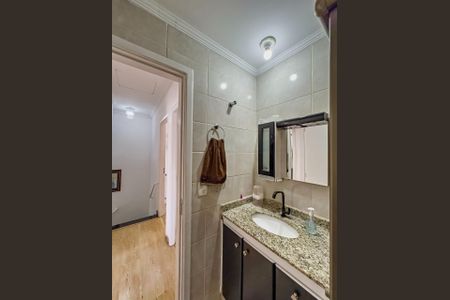 Casa de condomínio à venda com 106m², 3 quartos e 2 vagas