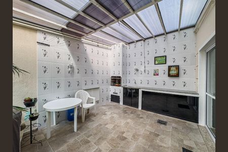 Casa de condomínio à venda com 106m², 3 quartos e 2 vagas