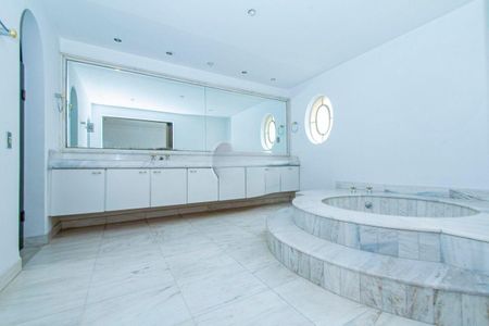 Apartamento à venda com 434m², 4 quartos e 4 vagas