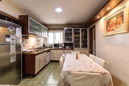 Casa à venda com 145m², 2 quartos e 1 vaga Casa à venda com 145m², 2 quartos e 1 vagaCozinha