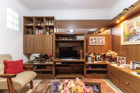 Casa à venda com 145m², 2 quartos e 1 vaga Casa à venda com 145m², 2 quartos e 1 vagaSala