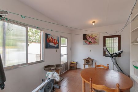 Casa à venda com 145m², 2 quartos e 1 vaga Casa à venda com 145m², 2 quartos e 1 vagaEdícula