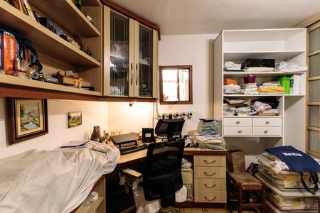 Casa à venda com 145m², 2 quartos e 1 vaga Casa à venda com 145m², 2 quartos e 1 vagaEscritório