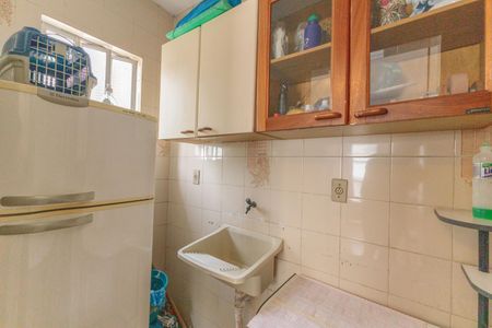 Casa à venda com 145m², 2 quartos e 1 vaga Casa à venda com 145m², 2 quartos e 1 vagaEdícula