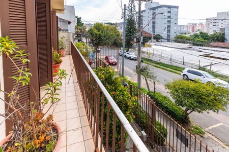 Casa à venda com 145m², 2 quartos e 1 vaga Casa à venda com 145m², 2 quartos e 1 vagaVista da Sacada