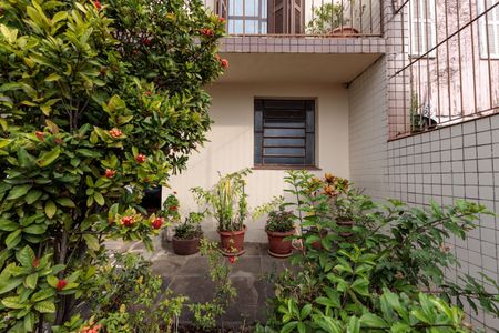 Casa à venda com 145m², 2 quartos e 1 vaga Casa à venda com 145m², 2 quartos e 1 vagaQuintal