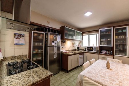 Casa à venda com 145m², 2 quartos e 1 vaga Casa à venda com 145m², 2 quartos e 1 vagaCozinha