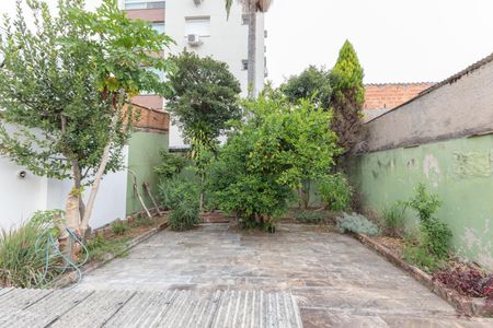 Casa à venda com 145m², 2 quartos e 1 vaga Casa à venda com 145m², 2 quartos e 1 vagaQuintal