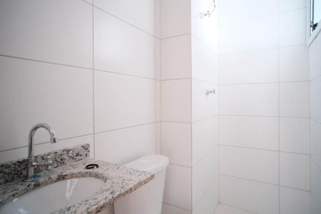 Apartamento para alugar com 34m², 2 quartos e sem vagaBanheiro