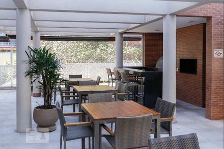 Apartamento à venda com 142m², 3 quartos e 2 vagas Apartamento à venda com 142m², 3 quartos e 2 vagasÁrea comum - Churrasqueira