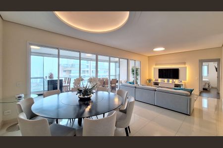 Apartamento à venda com 142m², 3 quartos e 2 vagas Apartamento à venda com 142m², 3 quartos e 2 vagasSala