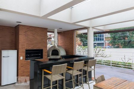 Apartamento à venda com 142m², 3 quartos e 2 vagas Apartamento à venda com 142m², 3 quartos e 2 vagasÁrea comum - Churrasqueira