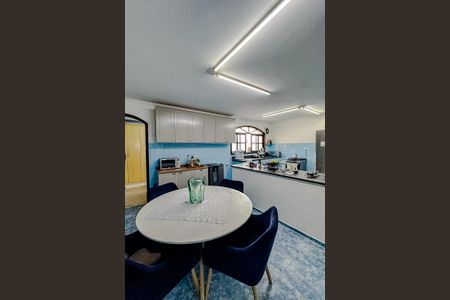 Casa à venda com 130m², 3 quartos e 3 vagasCozinha