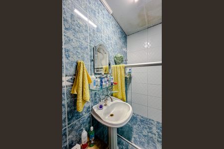 Casa à venda com 130m², 3 quartos e 3 vagasBanheiro