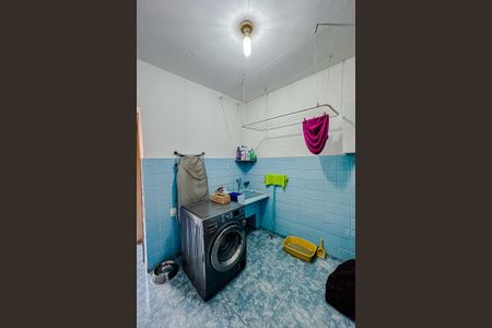 Casa à venda com 130m², 3 quartos e 3 vagasÁrea de Serviço