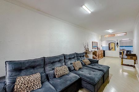 Casa à venda com 130m², 3 quartos e 3 vagasSala