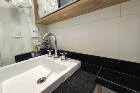 Apartamento à venda com 75m², 2 quartos e 2 vagas Apartamento à venda com 75m², 2 quartos e 2 vagasBanheiro Suíte 2