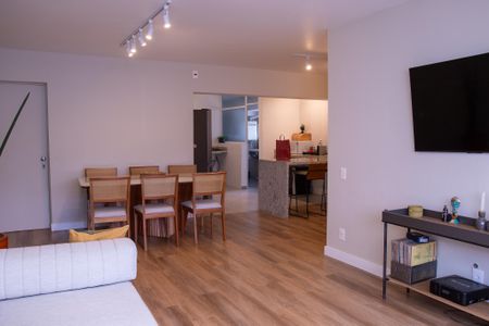 Apartamento à venda com 110m², 4 quartos e 2 vagasSala