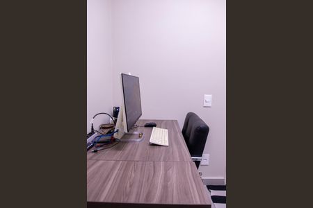 Apartamento à venda com 110m², 4 quartos e 2 vagasEscritório