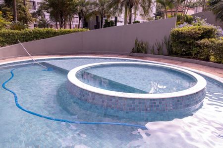 Apartamento à venda com 110m², 4 quartos e 2 vagasPiscina