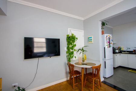 Apartamento à venda com 65m², 2 quartos e 1 vaga Apartamento à venda com 65m², 2 quartos e 1 vagaSala