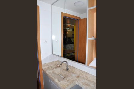 Apartamento à venda com 44m², 2 quartos e 1 vagaBanheiro Social