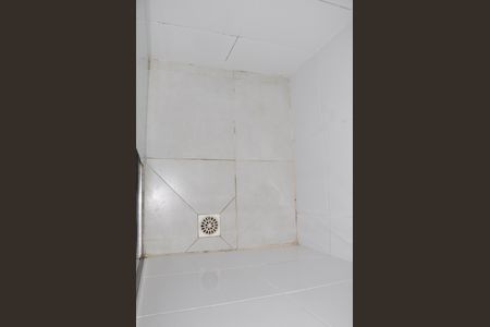 Apartamento à venda com 44m², 2 quartos e 1 vagaBanheiro Social