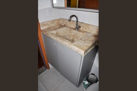 Apartamento à venda com 44m², 2 quartos e 1 vagaBanheiro Social