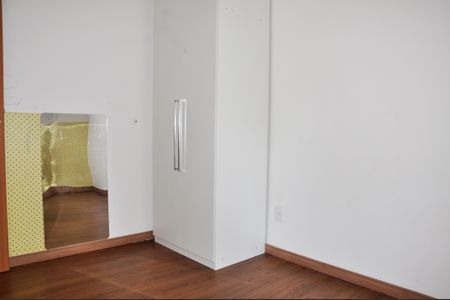 Apartamento à venda com 44m², 2 quartos e 1 vagaQuarto 02