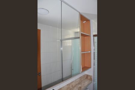 Apartamento à venda com 44m², 2 quartos e 1 vagaBanheiro Social