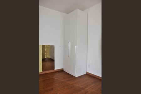 Apartamento à venda com 44m², 2 quartos e 1 vagaQuarto 02