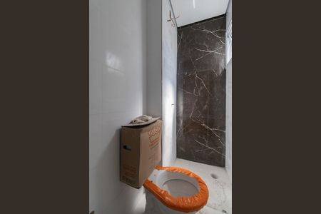 Apartamento à venda com 39m², 2 quartos e sem vaga Apartamento à venda com 39m², 2 quartos e sem vagaBanheiro