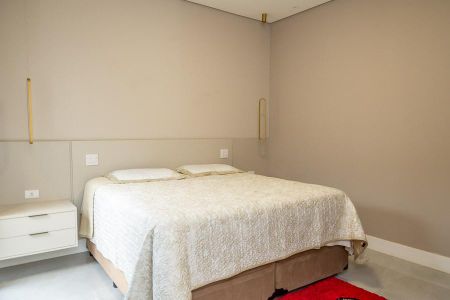 Casa de condomínio para alugar com 250m², 3 quartos e 4 vagasSuíte 3