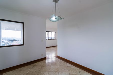 Apartamento para alugar com 196m², 4 quartos e 4 vagasSala