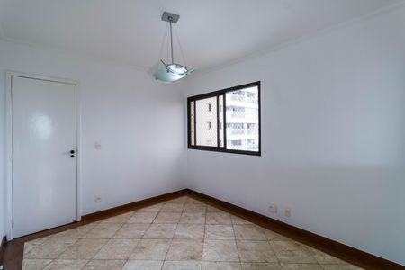 Apartamento para alugar com 196m², 4 quartos e 4 vagasSala